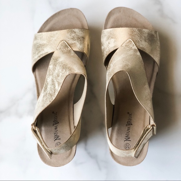 🔥last pair🔥 gold wedge sandals limited sizes! 10 - Picture 3 of 5